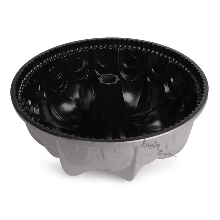 FLEUR DE LIS BUNDT PAN