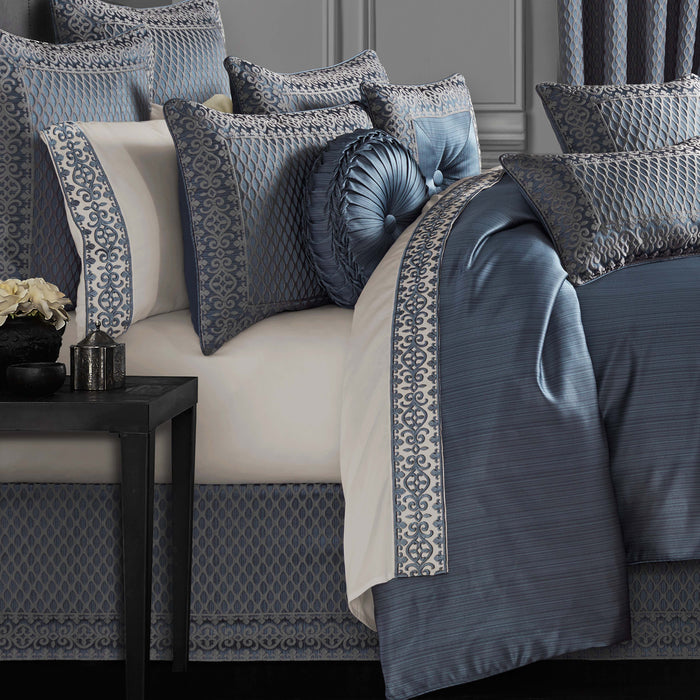 J Queen Leah Blue 4-Piece Comforter Set in QUEEN - Final Sale Comforter Sets By US Office - Latest Bedding