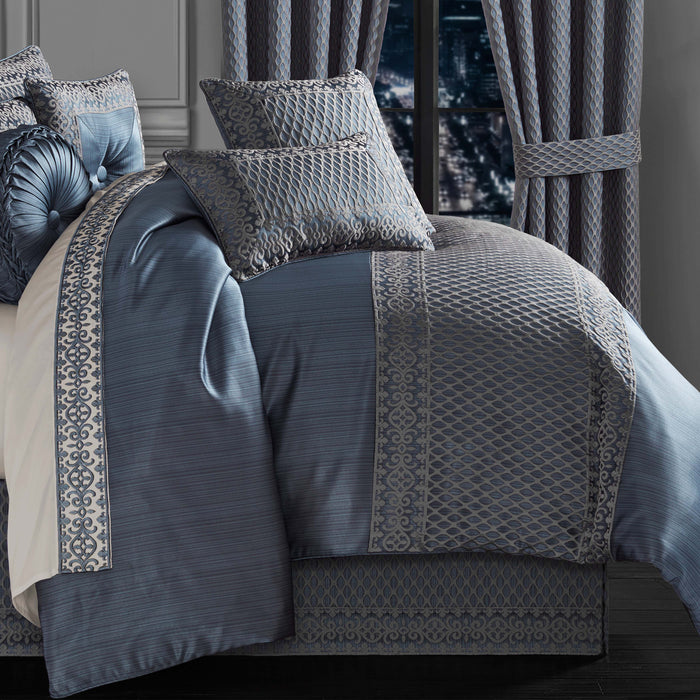 J Queen Leah Blue 4-Piece Comforter Set in QUEEN - Final Sale Comforter Sets By US Office - Latest Bedding