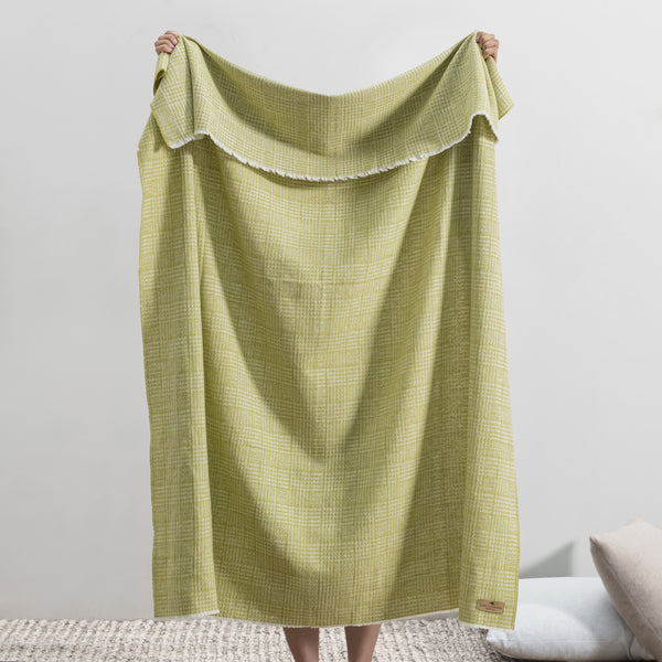Lands Downunder Lemongrass Sutton Plaid Throw