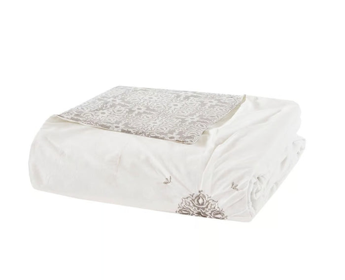 Malia Ivory 4 Piece Duvet Cover Set Duvet Covers By JLA HOME/Olliix (E & E Co., Ltd)