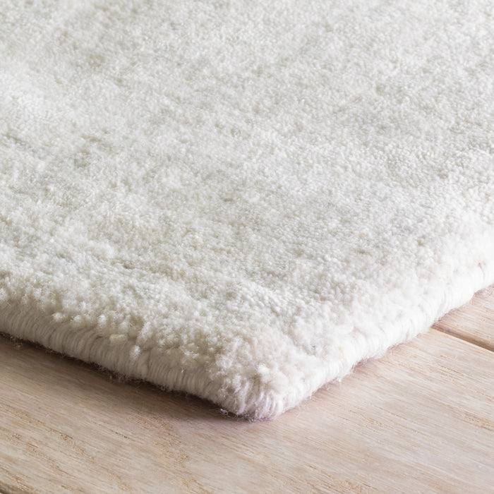Nordic White Hand Loom Knotted Performance Rug Rug By Annie Selke