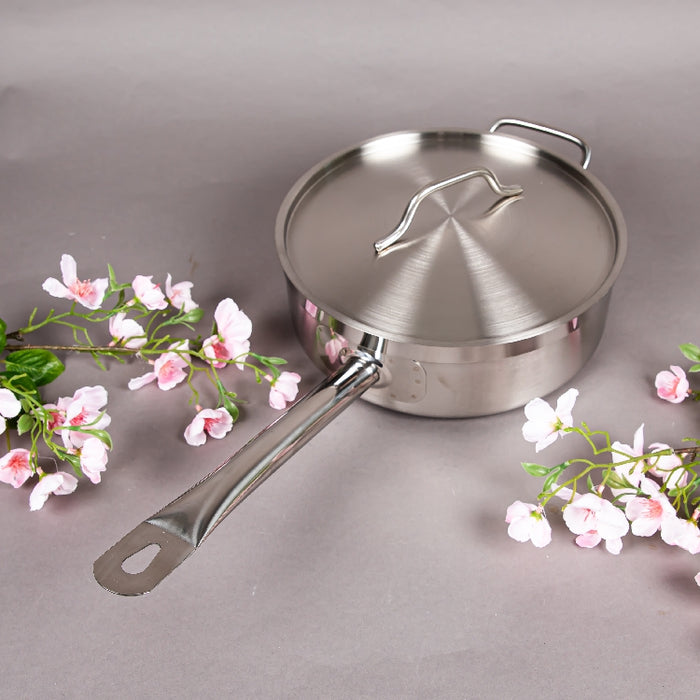 SAUCEPAN WITH HANDLE & LID 26CM (202020024)